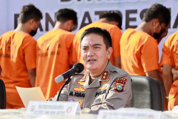 sejarah baru polda riau ungkap kasus narkoba amankan 203 kg sabu dan 404 491 butir ekstasi 49878