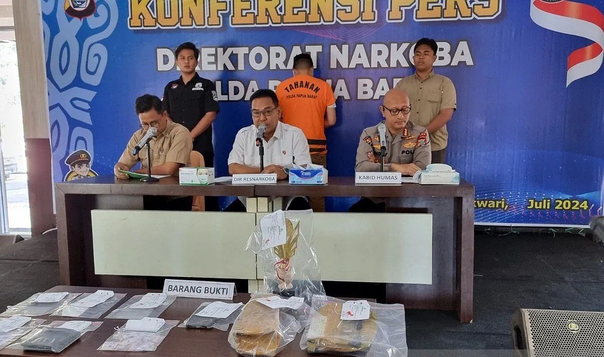 sekretaris kpu sorong selatan ditangkap atas penggunaan narkoba jenis sabu 77024