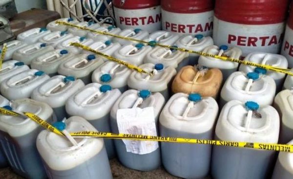 selama april 2022 polda aceh berhasil ungkap 21 kasus penyalahgunaan bbm bersubsidi 46111