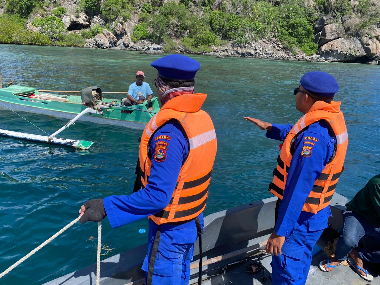 selama cuaca ekstrem polisi jamin keamanan wilayah perairan di ntb 82749