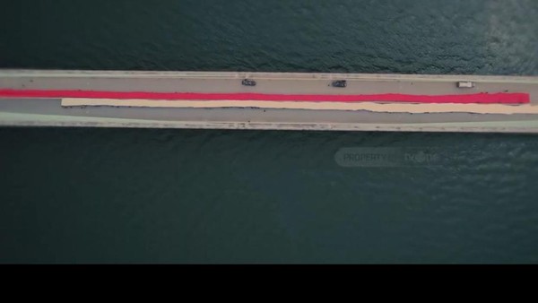 semarakan hari kemerdekaan ke 78 polri bentangkan bendera merah putih raksasa di jembatan pulau balang kaltim 62432