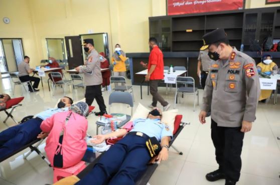sespim s education training institute of national police holds social service activities in eight provinces 39209