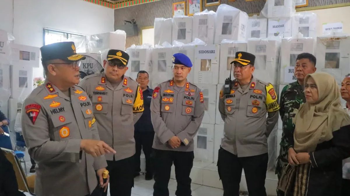 setelah pemilu polda lampung cek pengamanan kotak suara di ppk 70323
