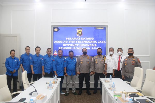 siap amankan pemilu 2024 polda jambi jalin kerjasama dengan asosiasi penyelenggara jasa internet indonesia 48659