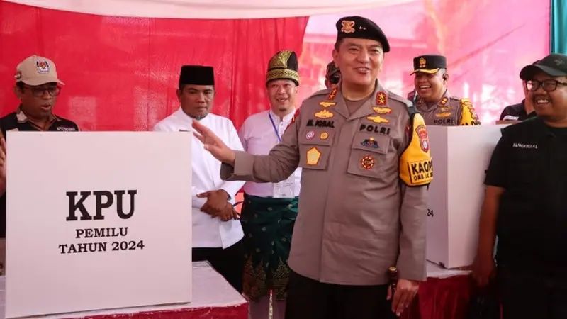 siap amankan pencoblosan kapolda riau cek langsung tps di pelalawan 70164