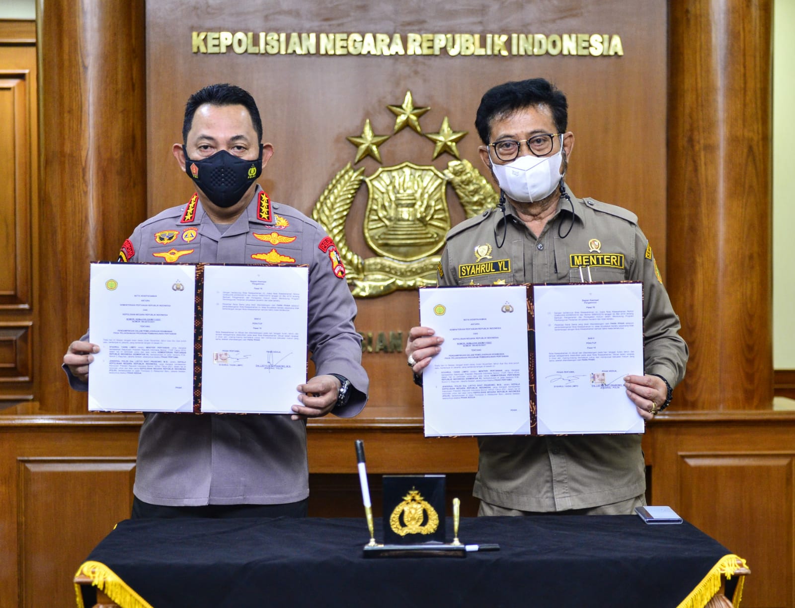 sign mou with ministry of agriculture national police chief ready to guard indonesian people s food security 43566