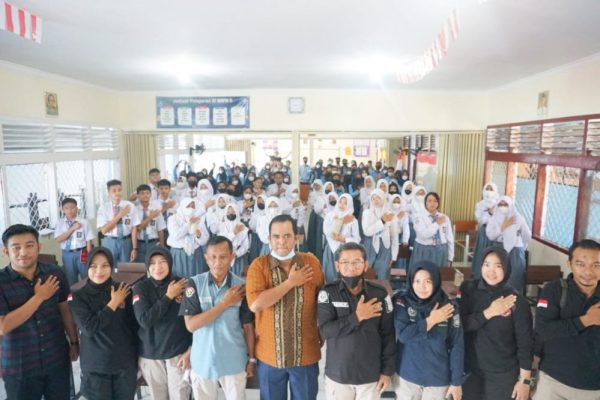 sosialisasi di tingkat sma polda jambi berikan edukasi pada kegiatan latihan dasar kepemimpinan 49626