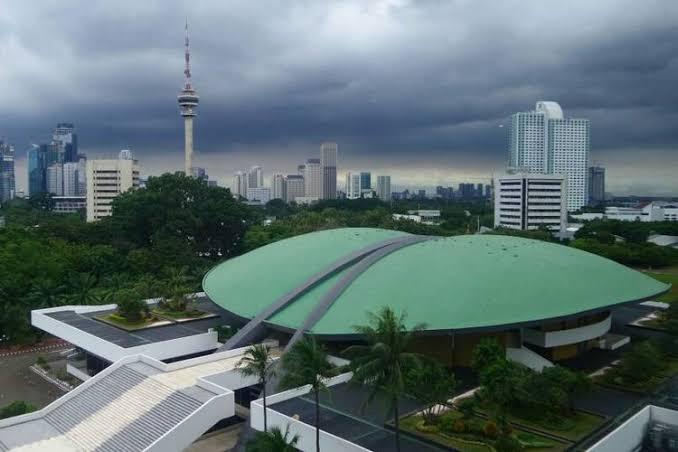 sudah tepat dpr minta imbauan kapolri soal wfh cegah macet arus balik ditindaklanjuti 46643