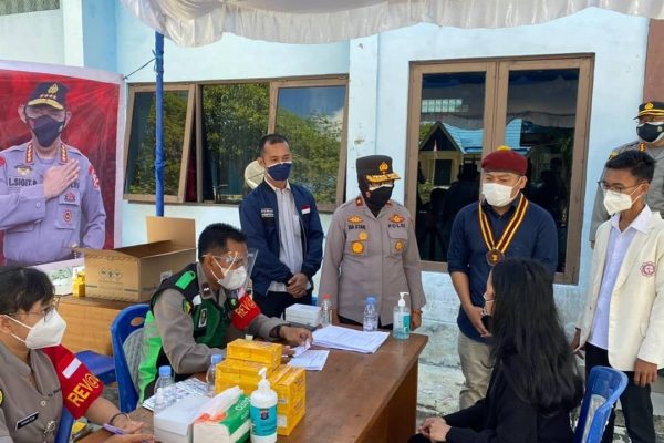 sukseskan vaksin massal polda kalteng targetkan 500 vaksinasi bagi mahasiswa 26727