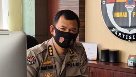 sumbar police ask parents to educate and invite children to vaccination 44776