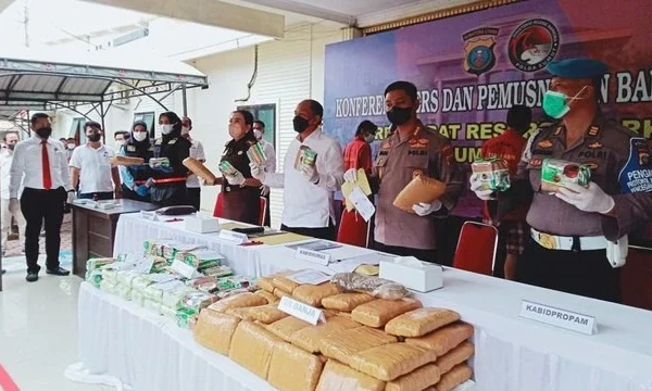 sumut authorities solved 21 drug cases in 21 days 44968