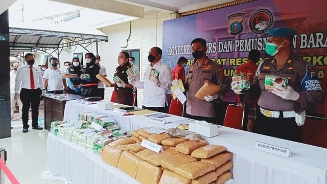 sumut authorities solved 21 drug cases in 21 days 44968