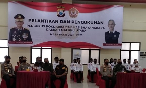 supporting indonesian national police duties in community chief of north maluku regional police establishes community security and order awareness group 43308