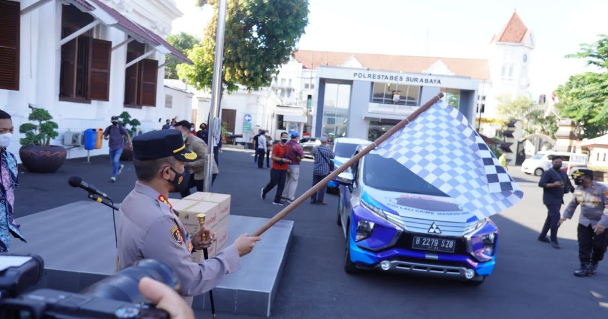 surabaya metropolitan police launched mobile mask cars to tackle the spread of covid 19 42656