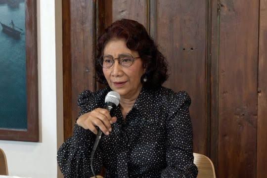 susi pudjiastuti bantah pilot phillip terafiliasi opm 55144