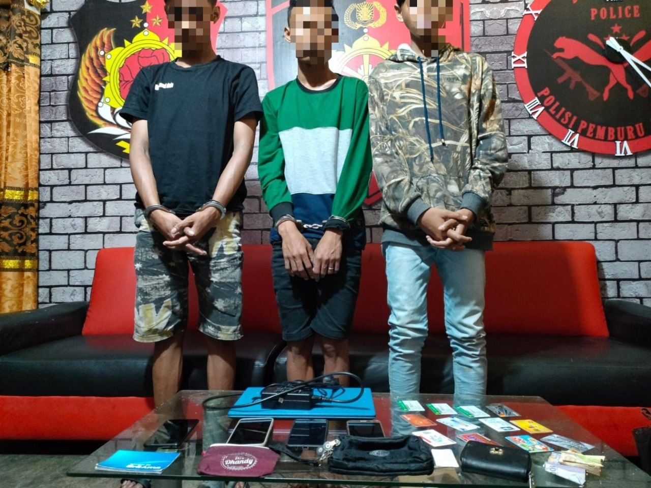 team rajawali polres gorontalo berhasil amankan 3 pelaku pencurian handphone 25055