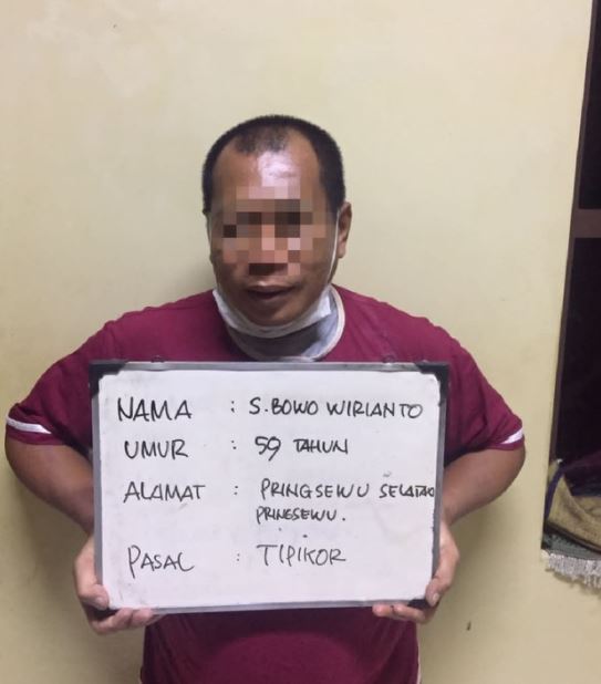 tetapkan tersangka korupsi polda lampung tahan kadis dlh pemkab mesuji 17550
