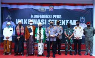 the national police appreciates religius figures in supporting vaccination 44916