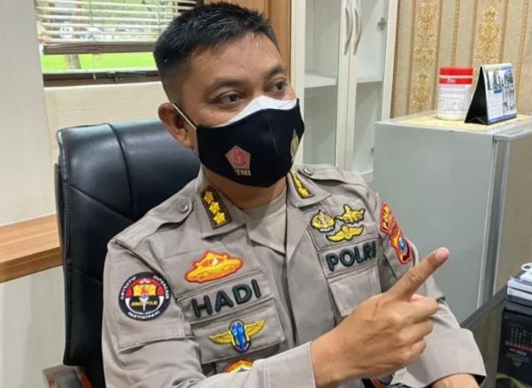 the north sumatra regional police finds 20 peoples at a covid 19 insulation post for positive patients 39038