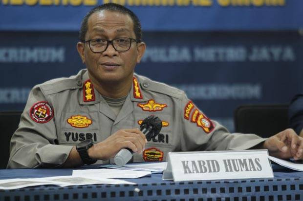 timbun obat terapi covid 19 polda metro jaya amankan 24 orang 13322