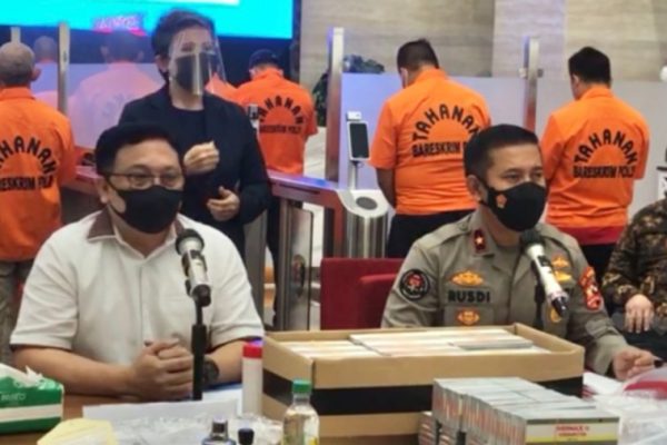 tindak tegas pihak yang manfaatkan situasi pandemi covid 19 bareskrim polri ungkap 33 kasus penimbunan obat dan tabung oksigen 26552