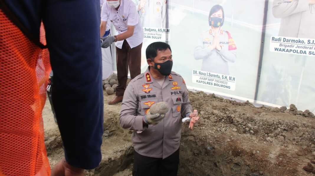 tingkatakan pelayanan kepada masyarakat kapolda sulut letakkan batu pertama pembangunan mako polres bolmong dan bolmong utara 29322