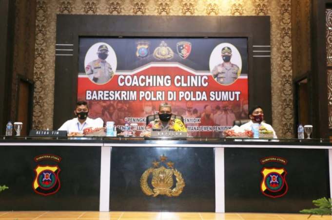 tingkatkan kemampuan penyidik kapolda sumut buka coaching clinic bareskrim polri di sumut 15678