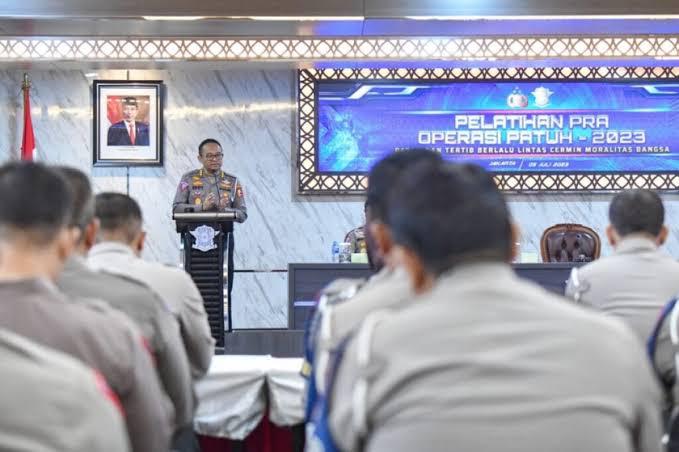 tingkatkan kesadaran masyarakat tertib berlalulintas korlantas polri siap gelar operasi patuh 2023 60717