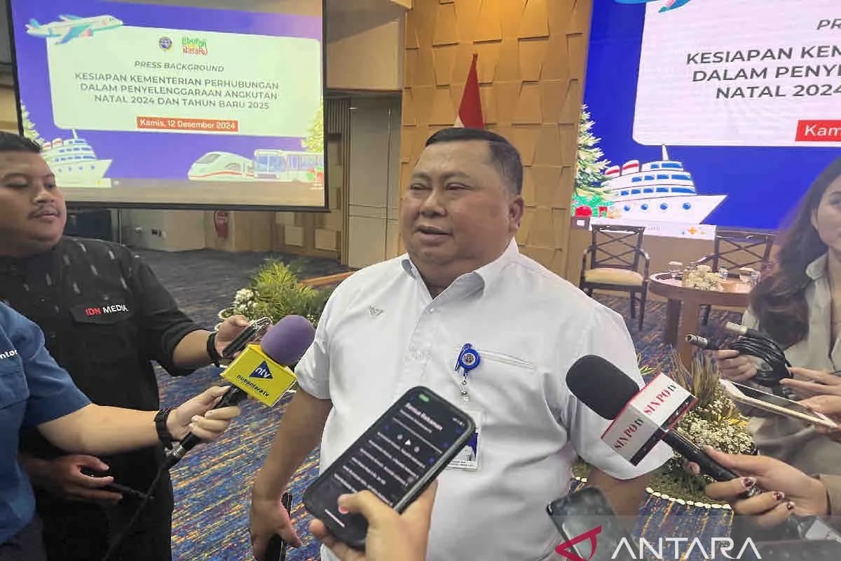 tingkatkan keselamatan saat libur nataru kemenhub pasang stiker silang merah pada bus tak layak 81873