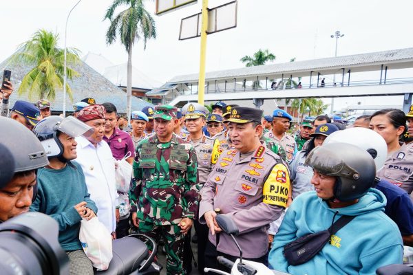 tinjau pelabuhan gilimanuk ketapang kapolri paparkan strategi wujudkan mudik yang aman dan nyaman 72218