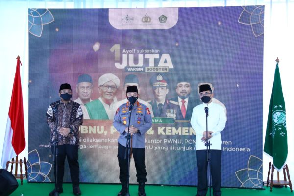 tinjau pelaksanaan 1 juta vaksinasi booster kapolri bicara mudik sehat dan nyaman 46215