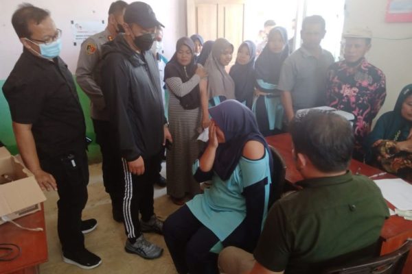 tinjau vaksinasi covid 19 di kerinci kapolda jambi vaksinasi berjalan lancar 22755