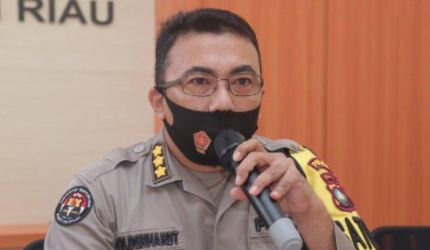 tni polri salurkan sembako peringati 25 tahun pengabdian alumni bharatasena akabri 96 27319