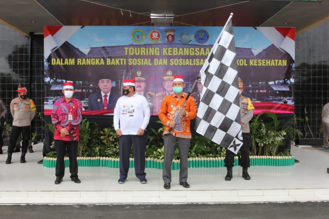 touring kebangsaan polri bagikan tali asih untuk masyarakat di pelosok bartim 32718