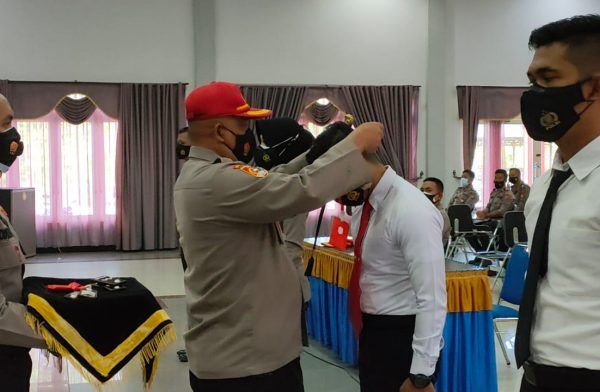upacara pembukaan dikbangspes harkamtibmas di spn polda kalteng dengan cara virtual 30768