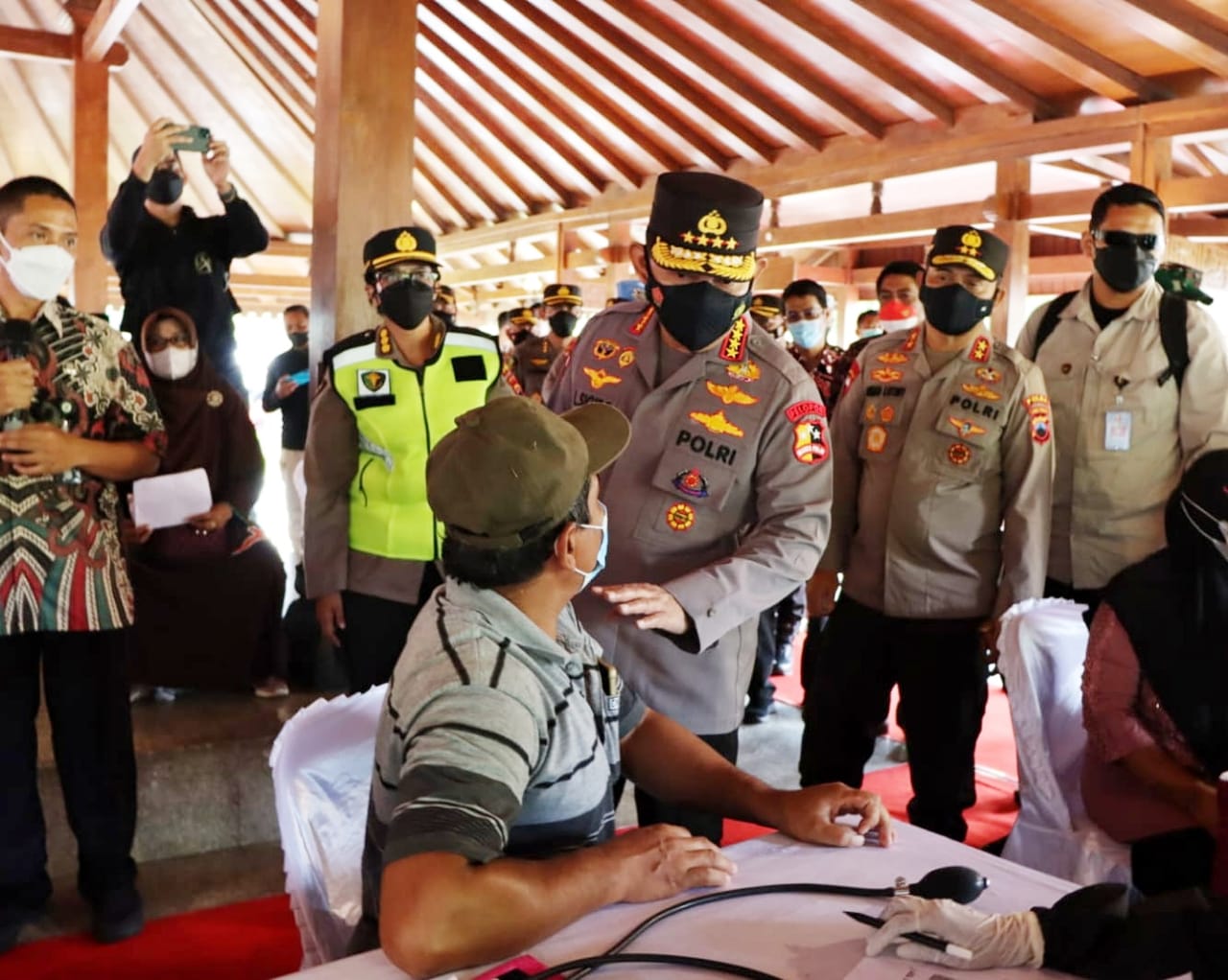 vaccination in borobudur to anticipate the surging case 44877