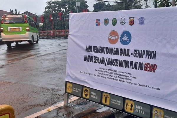 volume kendaraan turun 3 400 kota bogor berlakukan sistem ganjil genap 19807