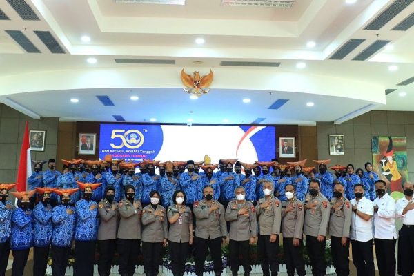 wakapolda dan pju polda sumbar hadiri hut korpri ke 50 25188