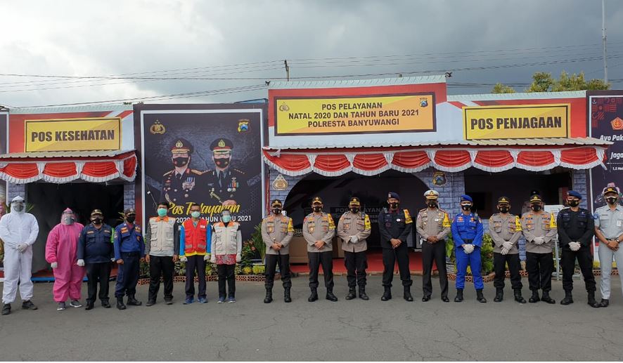 wakapolda jatim cek pos pengamanan libur tahun baru di banyuwangi dan malang 33018
