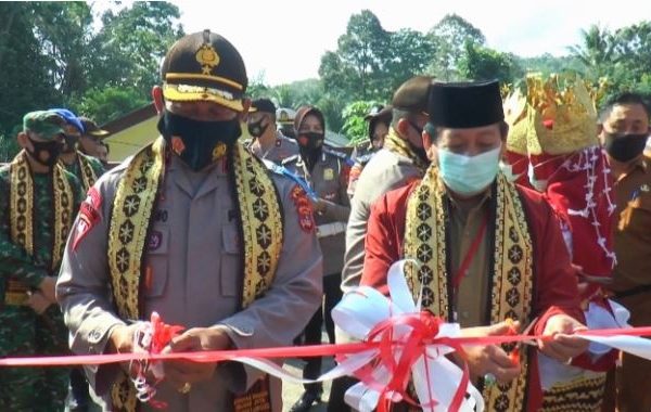 wakapolda lampung resmikan kampung tangguh nusantara pinang jaya 11326