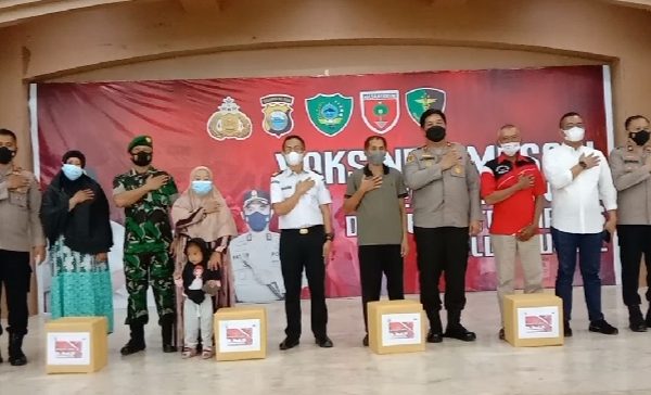 wakapolda sulsel pantau pelaksanaan vaksinasi massal serentak di kabupaten maros 20935