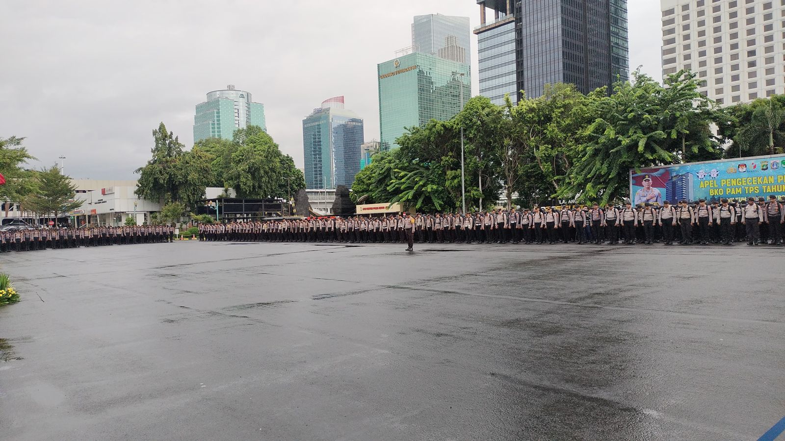 wakapolda tekankan netralitas kepada personel pengamanan tps 69543