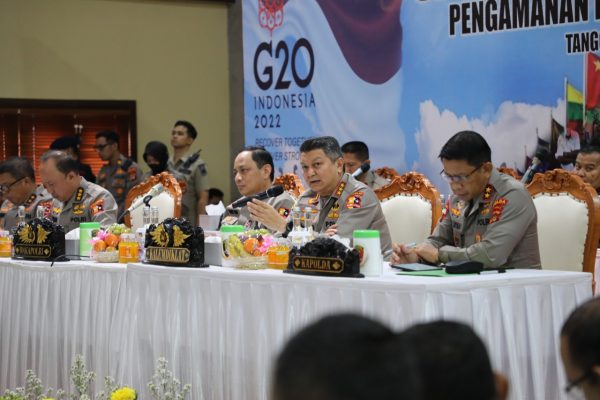 wakapolri bersama kapolda bali laksanakan tactical floor game tfg dalam rangka presidensi g 20 50965