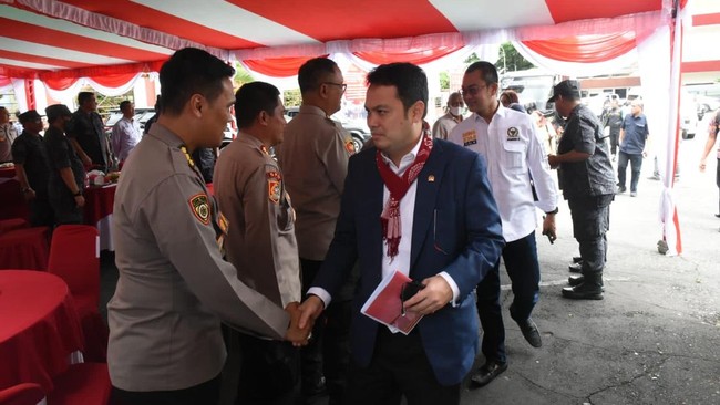 wakil ketua komisi iii dpr ajak masyarakat jaga stabilitas nasional 84573