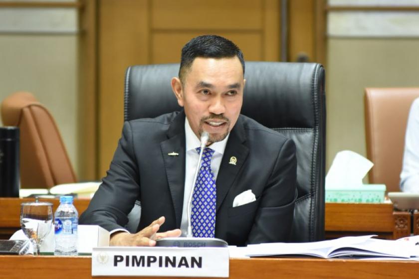 wakil ketua komisi iii dpr minta polri berantas kejahatan pembakaran hutan 60522