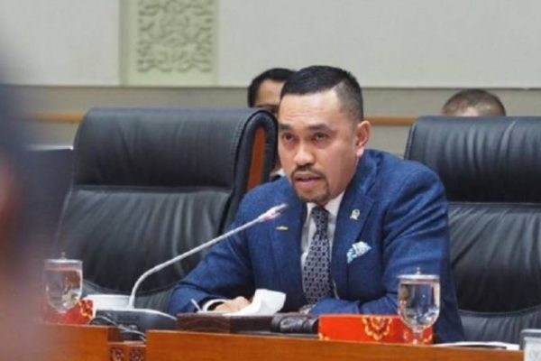 wakil ketua komisi iii dpr ri apresiasi langkah cepat polri tangani kasus dugaan pemerkosaan 7968