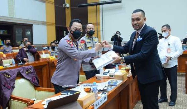 wakil ketua komisi iii mengapresiasi imbauan kapolri terkait demo mahasiswa 45844
