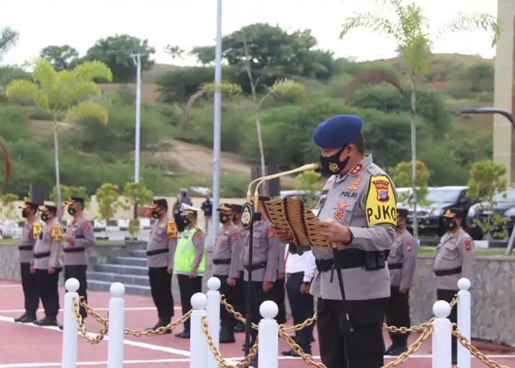 war on drugs chief of central sulawesi regional police lead the declaration and signing the integrity pact 39192