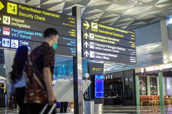wna dari 43 negara bebas visa kunjungan wisata ke indonesia 45661