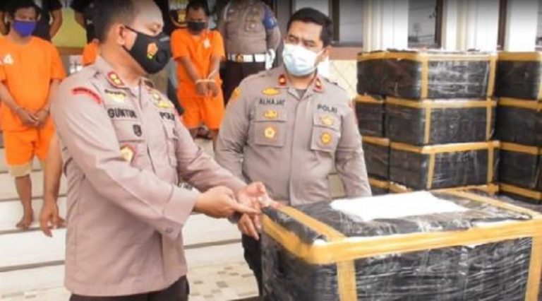 wow the indonesian national police succeeded in thwarting the smuggling of lobster seed worth billions of rupiah 38982